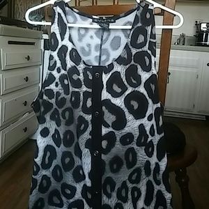 Suzie in the City Trapeze Tank